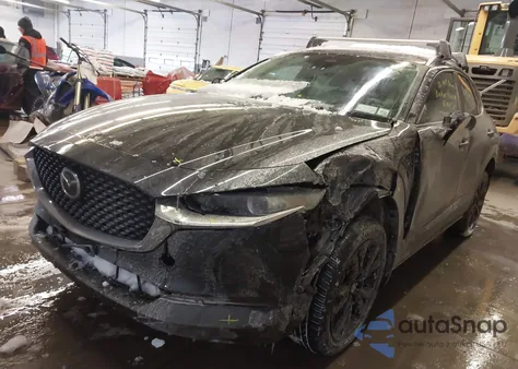 2024 Mazda Cx-30 2.5 S Select Sport z USA, uszkodzony, nr VIN 3MVDMBBMXRM601801